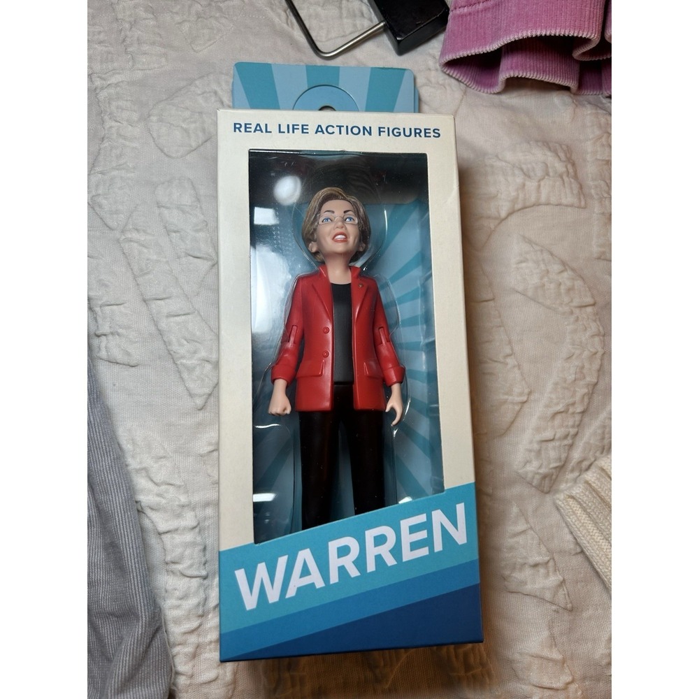 Elizabeth warren Real Life Action Figure 6"‎ Artwork Mike Leavitt